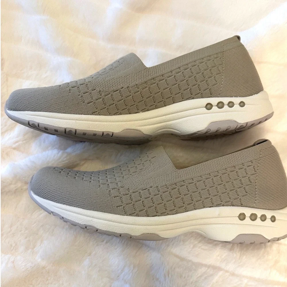 Easy Spirit Tech 2 Taupe Knit Slip On Walking Shoes Sneakers Womens 9M SETECH2